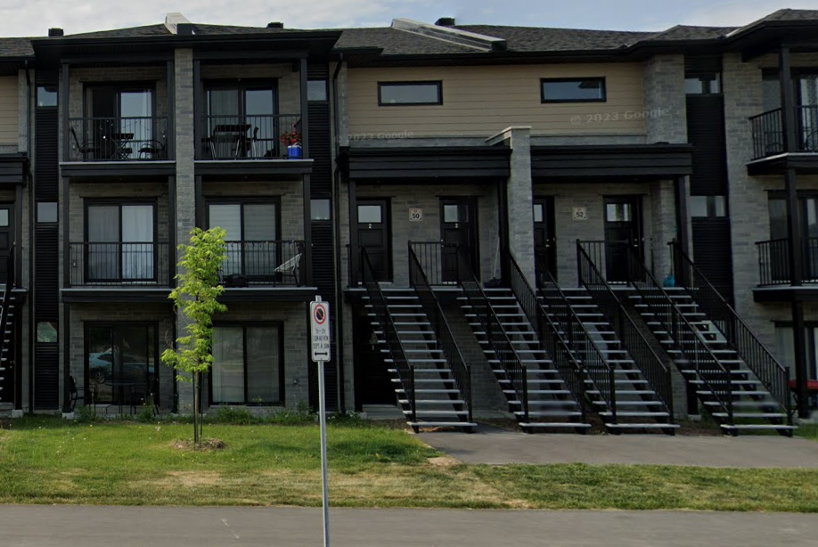 Halfred | Apartment rentals real estate: Spacious unité with 2 bedrooms for rent in Gatineau
