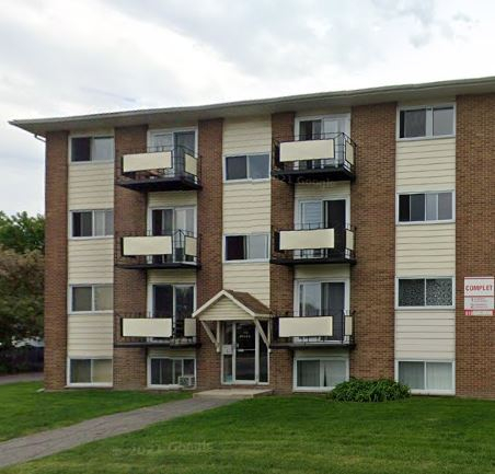 Halfred | Apartment rentals real estate: logement with 1 bedrooms for rent, 440 Rue De Pointe-Gatineau, Gatineau