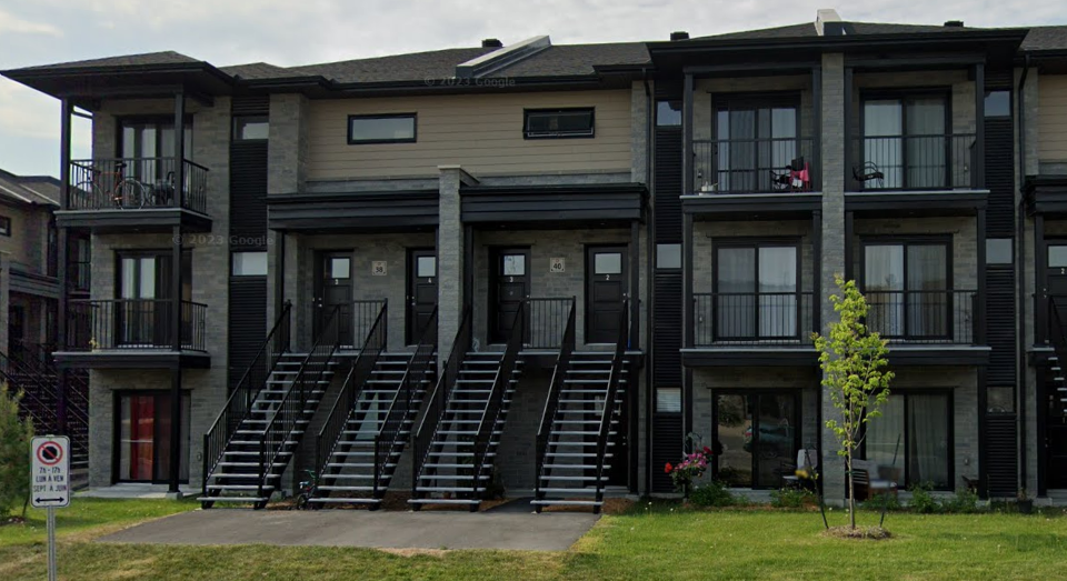 Halfred | Apartment rentals: logement with 2 bedrooms for rent, 18 Rue De La Fabrique, Gatineau