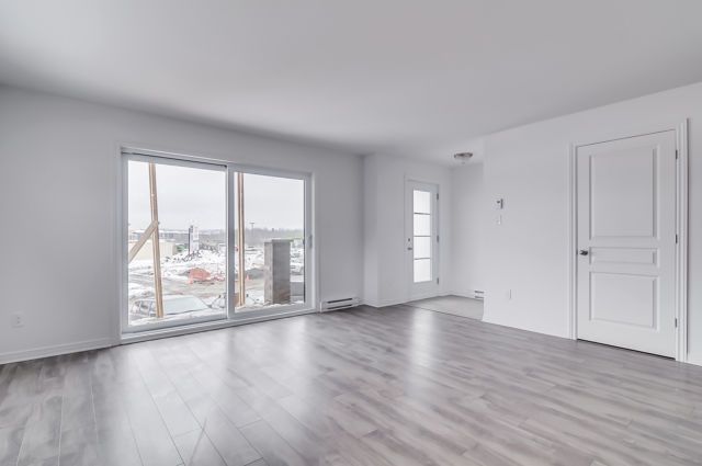 Halfred | Apartment rentals logement for rent in Gatineau: 2 bedrooms, 9 Rue Du Glenbow