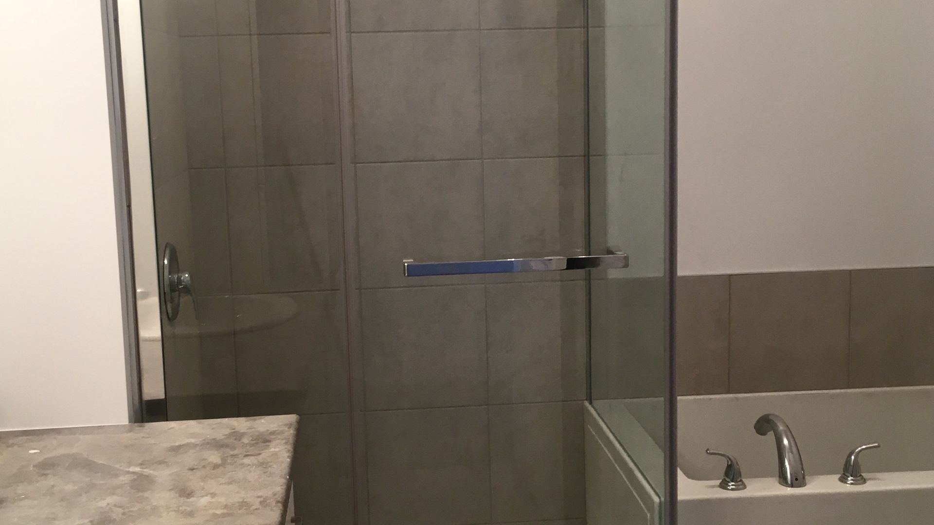 Halfred | Apartment rentals appartement: 3 bedrooms for rent, 55 Boulevard De L'amérique-Française, Gatineau