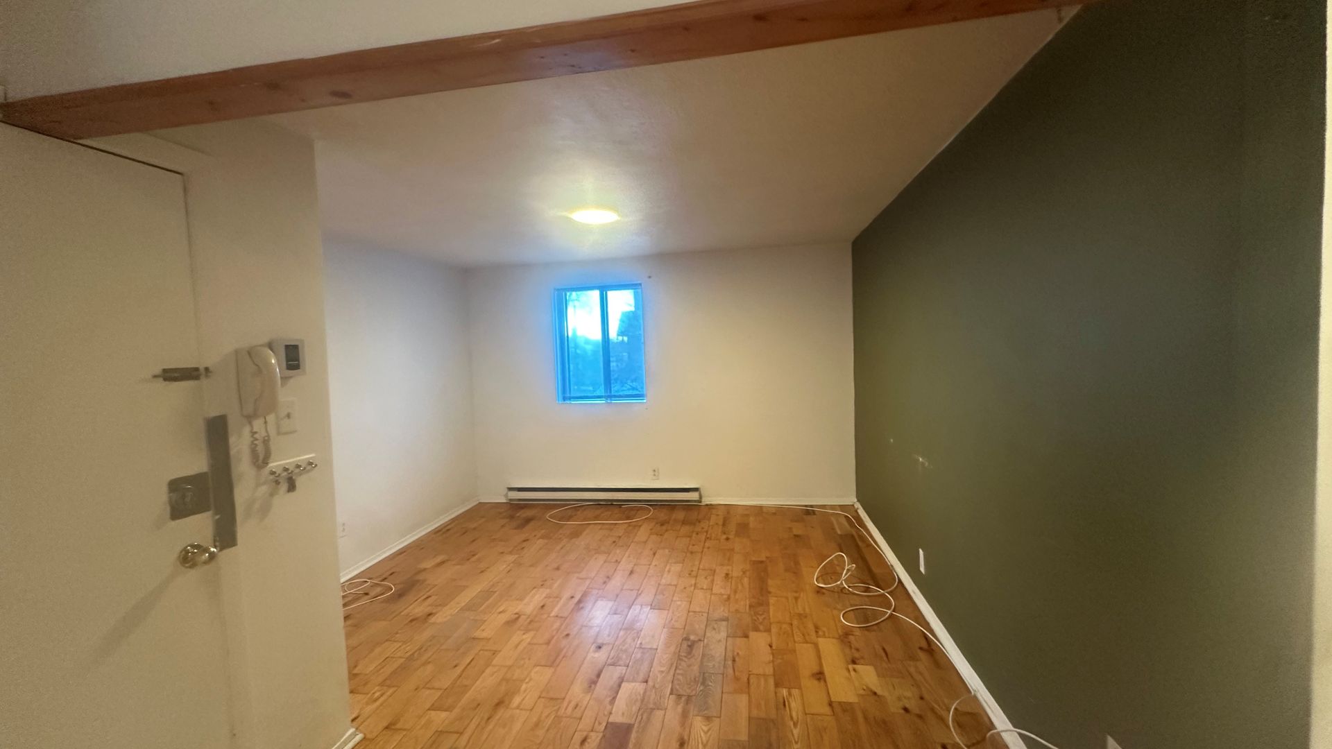 Halfred | Apartment rentals unité: 1 bedrooms for rent, 235 Rue Papineau , Gatineau