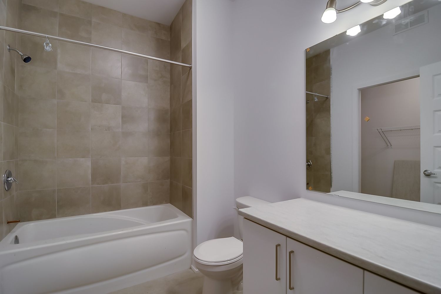 Halfred | Apartment rentals rental: unité with 1 bedrooms in Gatineau, 86 Rue Du Campagnard