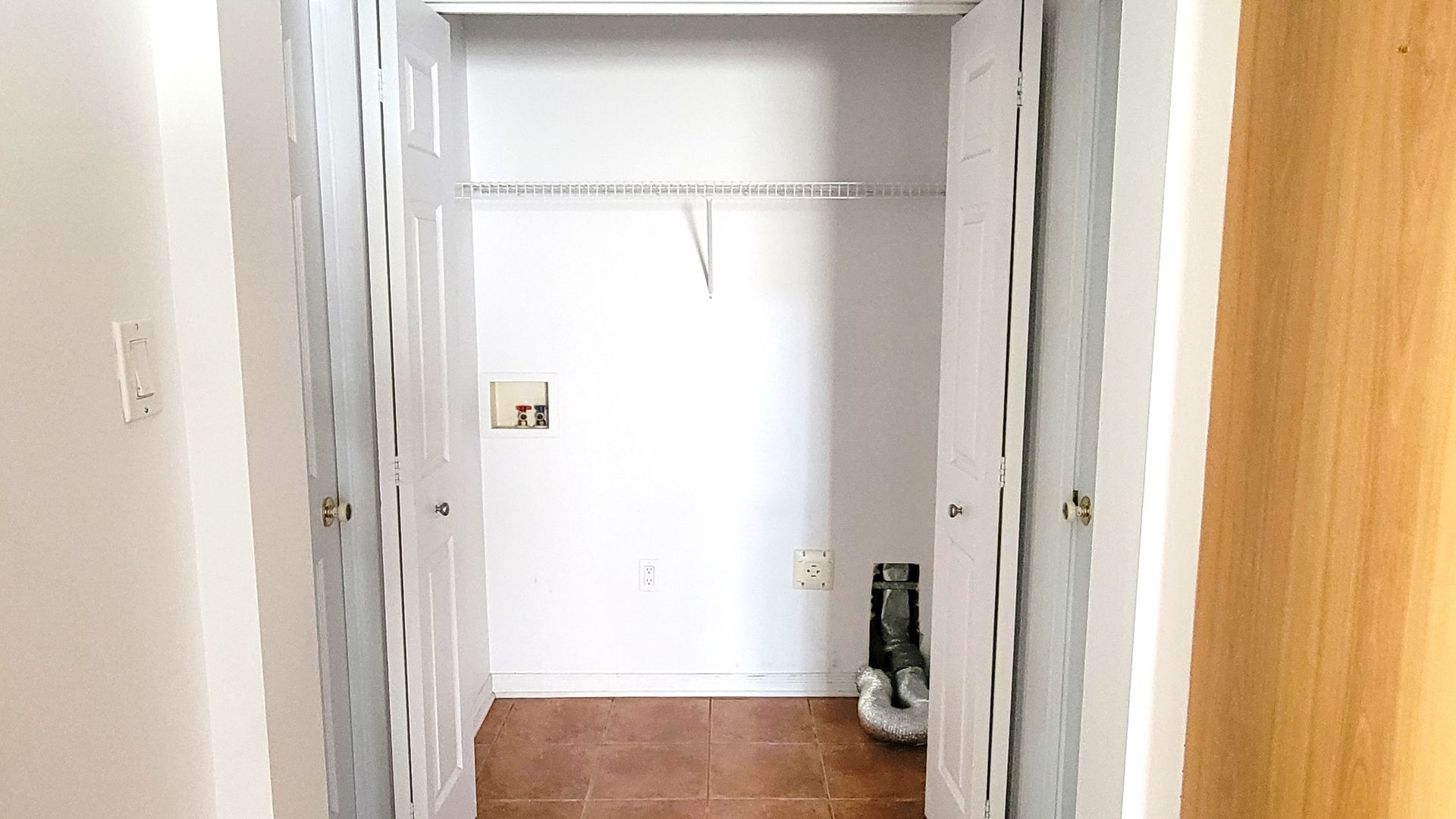 Halfred | Apartment rentals: logement with 1 bedrooms for rent, 1991 Rue Saint-Louis, Gatineau