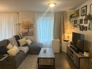 Halfred | Apartment rentals appartement for rent in Mirabel: 2 bedrooms, 10332 Rue Henri-Piché