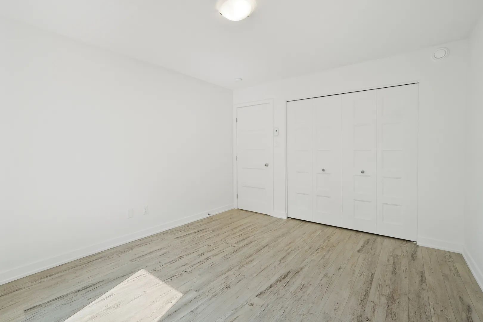 Halfred | Apartment rentals: maison for rent, 2 bedrooms, 69 Rue Dupuis, Gatineau