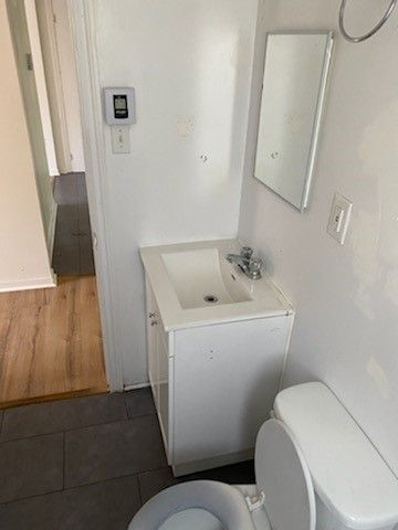 Halfred | Apartment rentals: appartement with 2 bedrooms for rent, 21 Rue Courchesne, Gatineau
