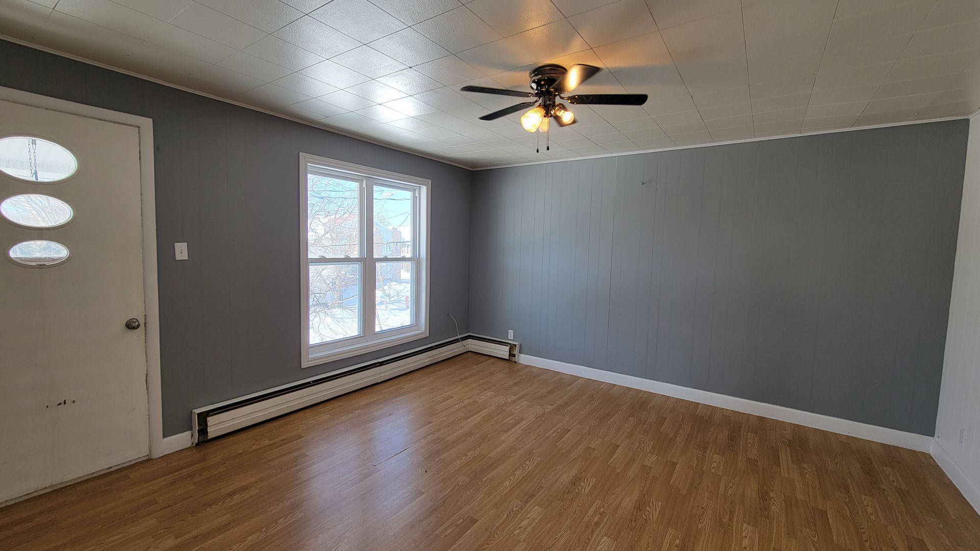 2 bedrooms, Halfred | Apartment rentals logement for rent in Thurso, 135 Rue Alexandre