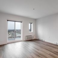 1 bedrooms, Halfred | Apartment rentals logement for rent in Gatineau, 90 Rue De La Fabrique