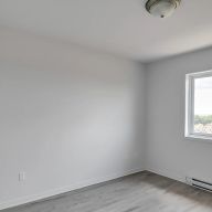 Halfred | Apartment rentals maison: 2 bedrooms for rent, 40 Rue De La Fabrique, Gatineau