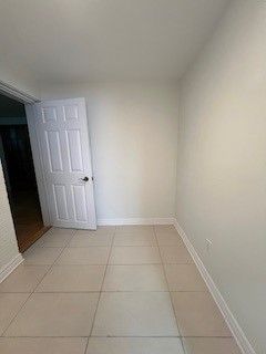 Halfred | Apartment rentals real estate: Spacious unité with 1 bedrooms for rent in Gatineau