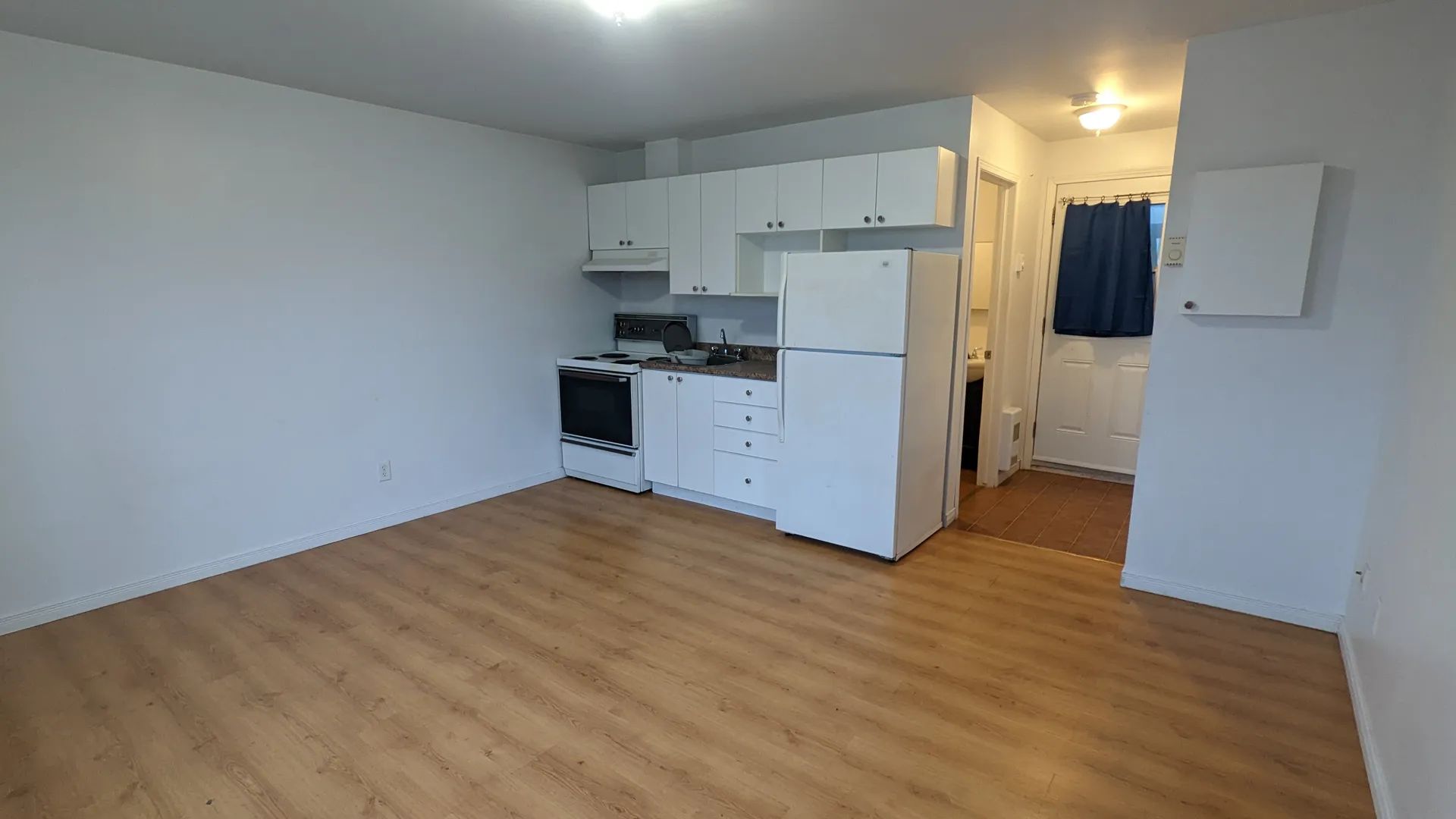 Halfred | Apartment rentals real estate: Spacious maison with 1 bedrooms for rent in Gatineau