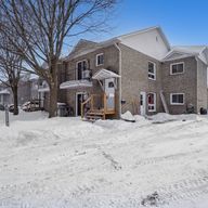 Halfred | Apartment rentals: Rent this appartement with 2 bedrooms in Gatineau, 821 Rue Larouche