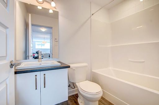Halfred | Apartment rentals maison for rent in Gatineau: 1 bedrooms, 209 Rue Du Pirée
