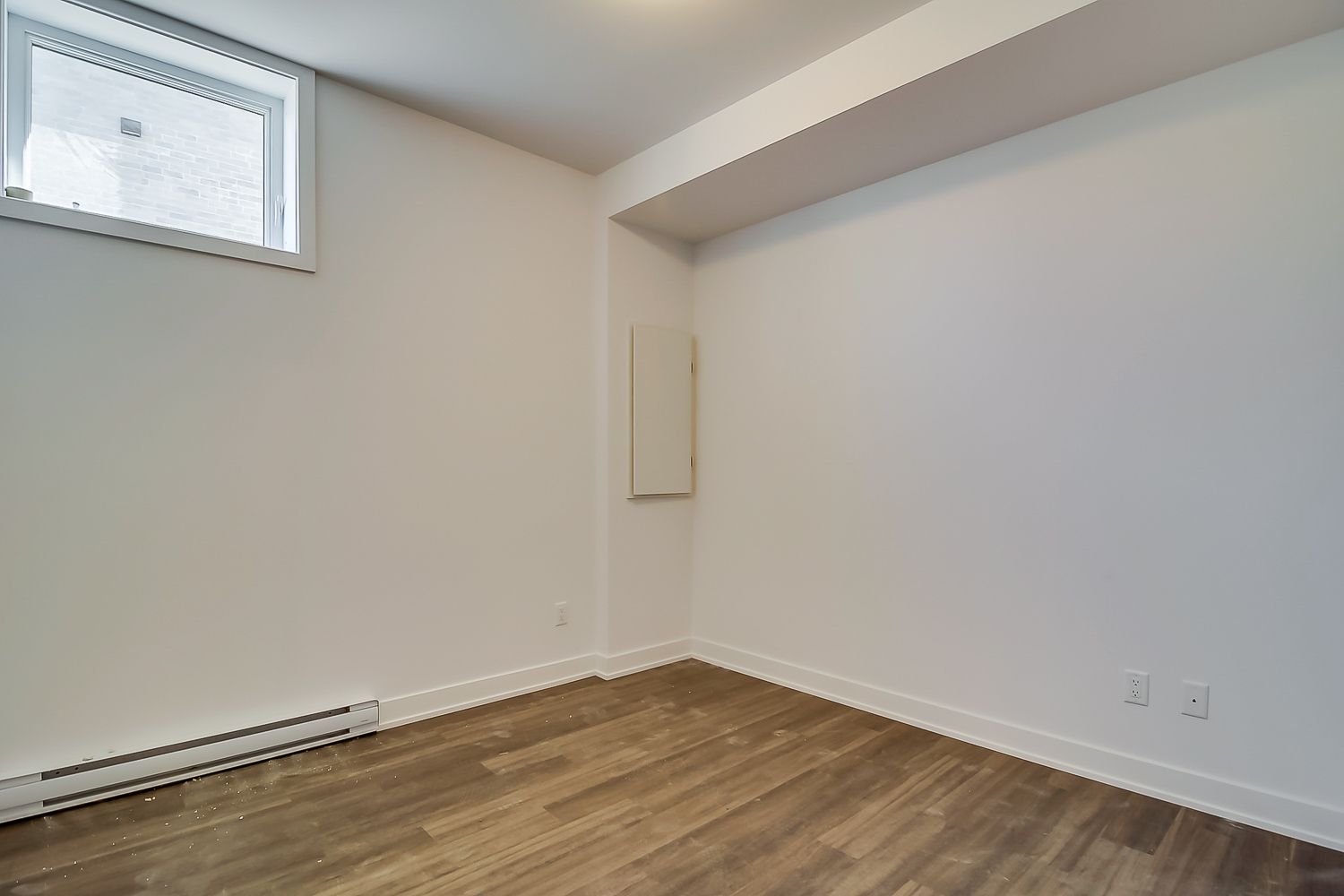Halfred | Apartment rentals unité for rent in Gatineau: 1 bedrooms, 82 Rue Du Campagnard