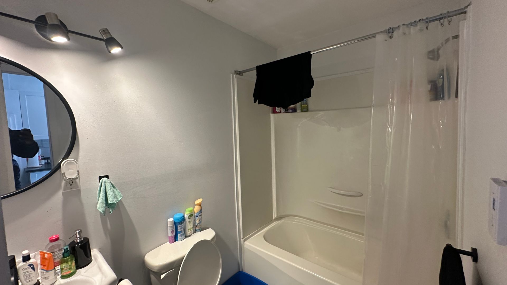 1 bedrooms, Halfred | Apartment rentals appartement for rent in Gatineau, 144 Rue Champlain