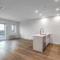 Halfred | Apartment rentals rental: logement with 1 bedrooms in Gatineau, 90 Rue De La Fabrique